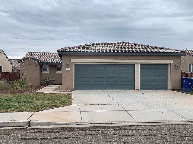 1st image of 283 W La Paz Dr