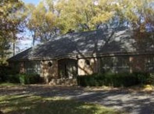 4325 Sunset Ave, Paducah, KY 42001