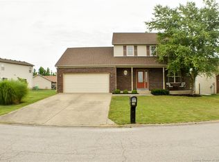 11922 Lewis Dr, Sellersburg, IN 47172