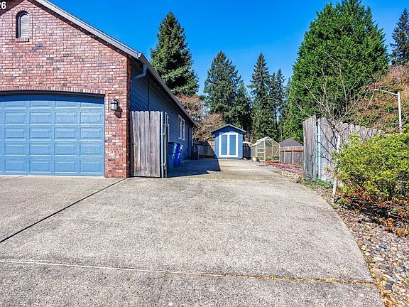 3rd image of 2115 S 26th Ave