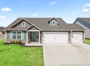 1916 E Union St, Broken Arrow, OK 74011