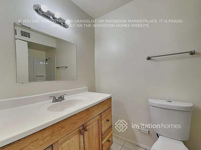 7115 W North Ln — Photo 17