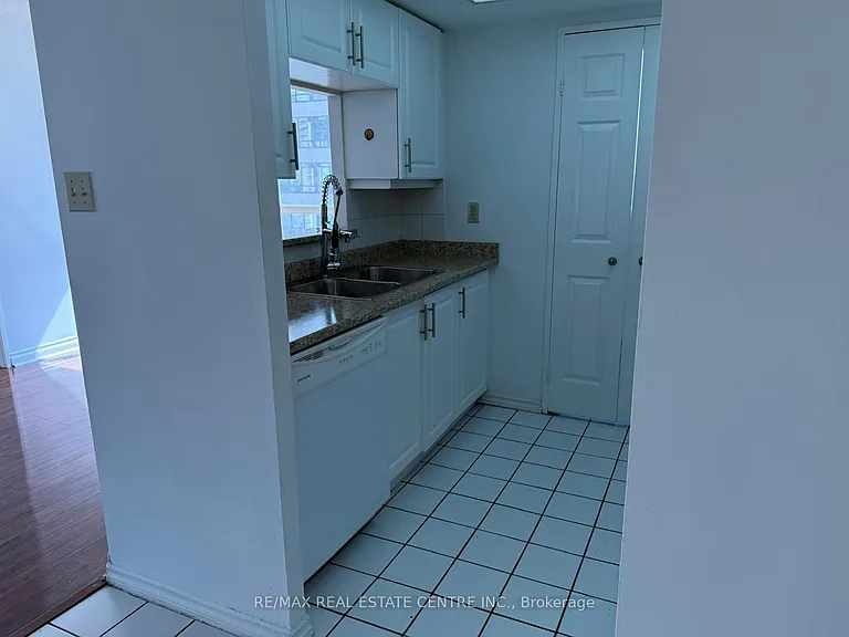 265 Enfield Pl #1403 — Photo 42