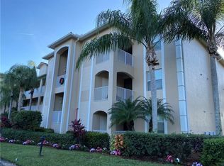 2710 Cypress Trace Cir APT 3025, Naples, FL 34119