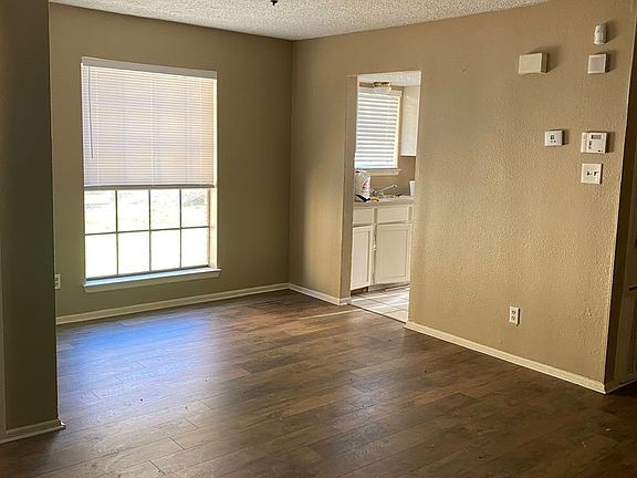 3rd image of 6114 Wilderock Dr