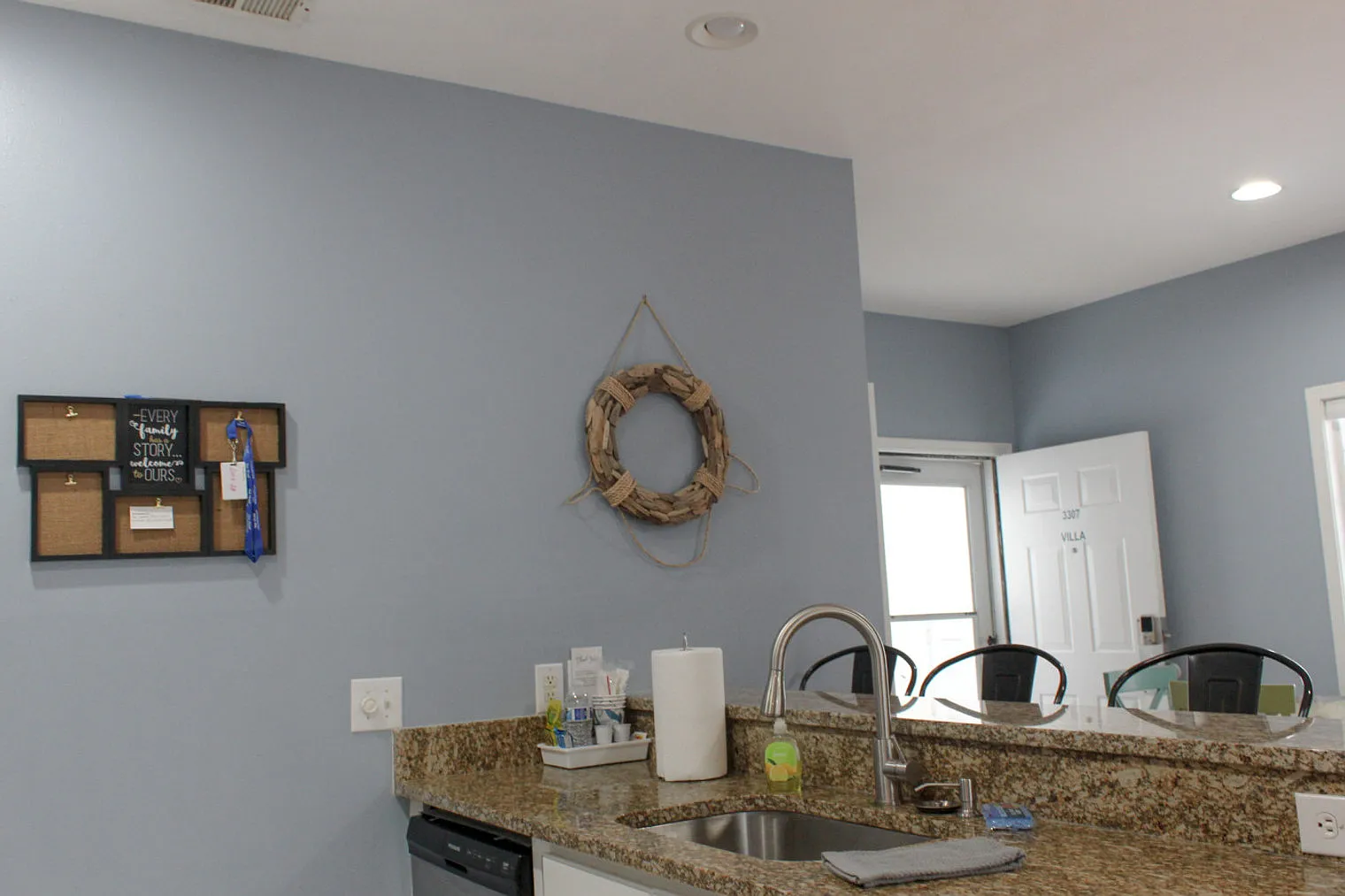 1 bed, 1.0 bath, 430 sqft, $1,055 — Photo 4