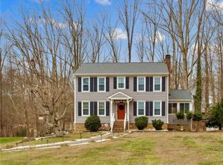 5220 Bridge Pointe Dr, Clemmons, NC 27012