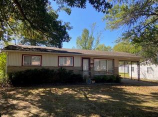 1410 W Cypress St, Rogers, AR 72758