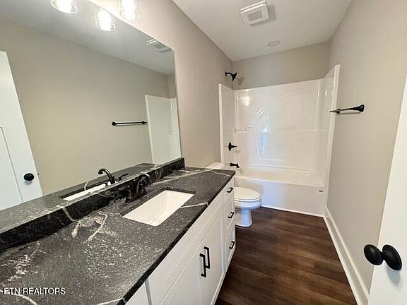 5th image of 1030 Pathways Dr