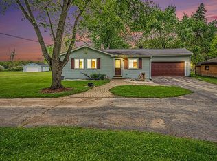 1175 Sands Rd, Ortonville, MI 48462