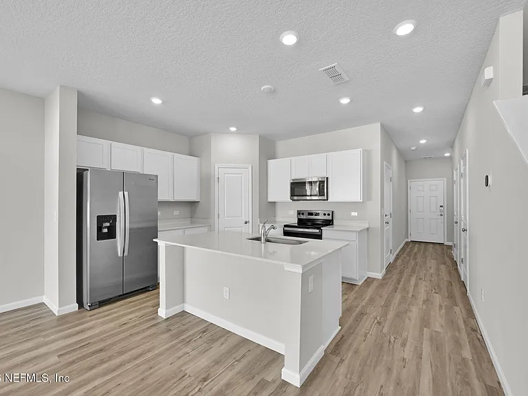 14522 Macadamia Ln — Photo 10