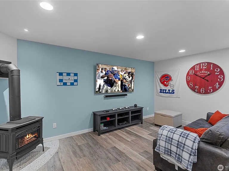 3616 Tahoma Pl W — Photo 7