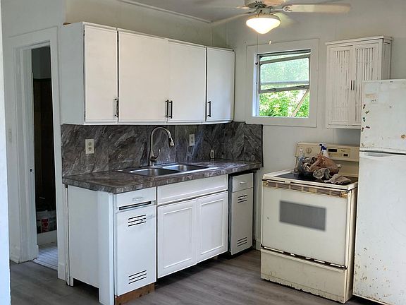 4th image of 4990 31st Ave S #6