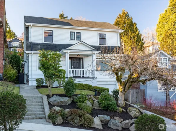 2621 11th Avenue E, Seattle, WA 98102