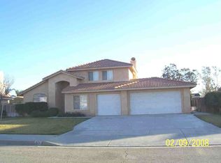 971 W Cheshire St, Rialto, CA 92377