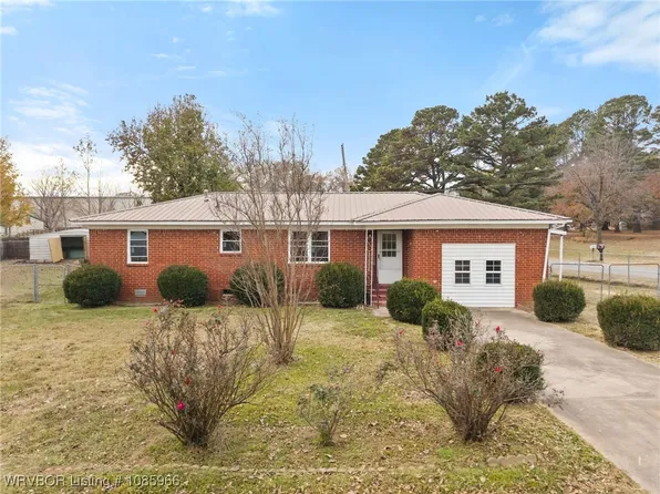 2137 N 62nd Ter, Van Buren, AR 72956