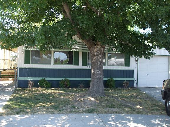 4th image of 2549 N Bali Dr