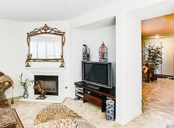 5th image of 16475 Medinah St