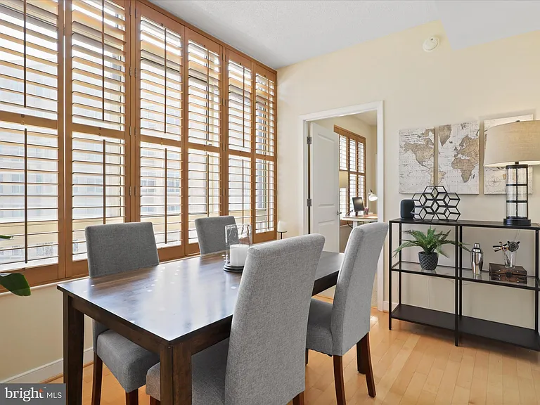 820 N Pollard St #511 — Photo 21