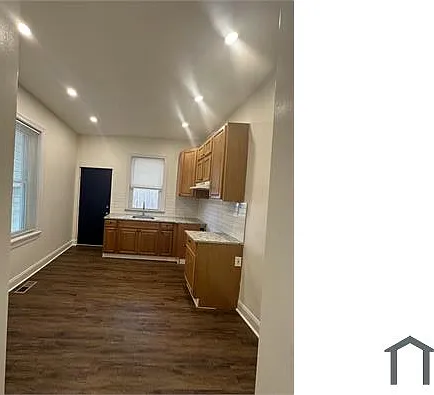 1256 S 28th St — Photo 5