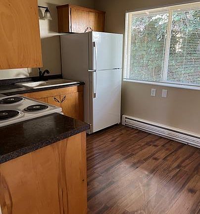 4th image of 504-506 E Elma Ave
