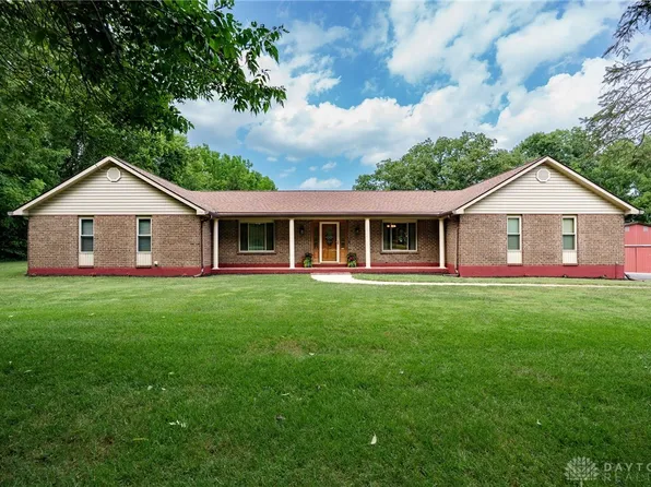 8895 State Route 40, New Carlisle, OH 45344