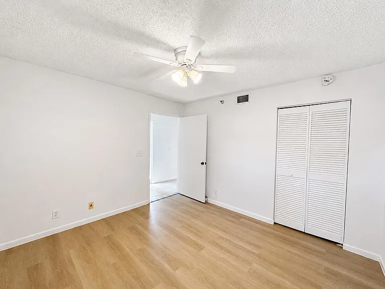 340 NW 67th St #108 — Photo 31