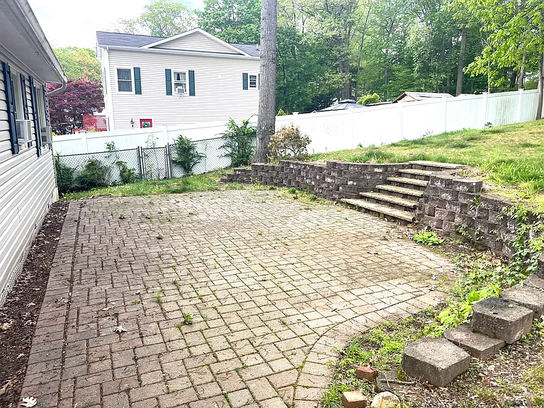522 Dell Rd — Photo 19
