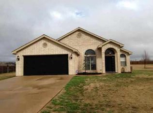 162 NE Uvon Ln, Elgin, OK 73538
