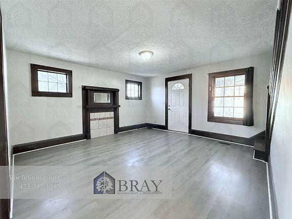 4th image of 1625 Harris Ave