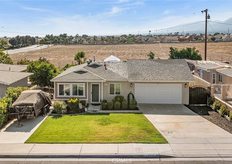 1st image of 6852 Almeria Ave