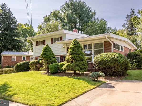 2305 Pinneberg Ave, Rockville, MD 20851