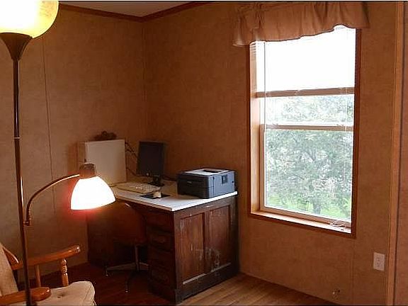 3rd image of 23 Leisure Ln