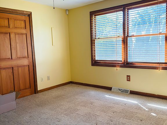 4th image of 81 Spring Ave Suite 2806
