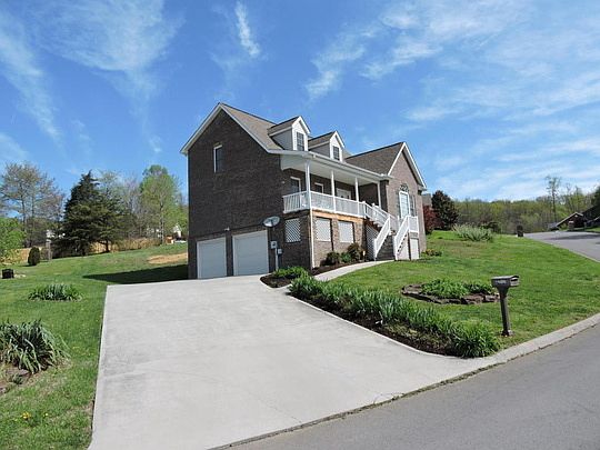 2nd image of 4859 Garfield Terrace Dr