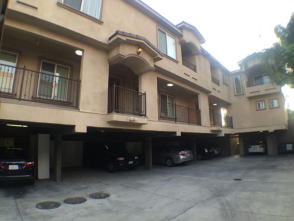 2nd image of 2243 N Buena Vista St APT 104