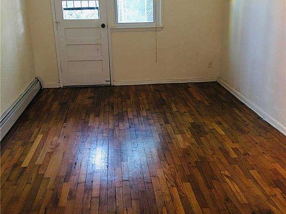 3rd image of 195-15 37th Ave Floor 1