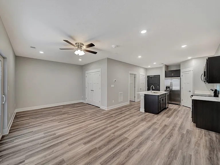 29South — Photo 20