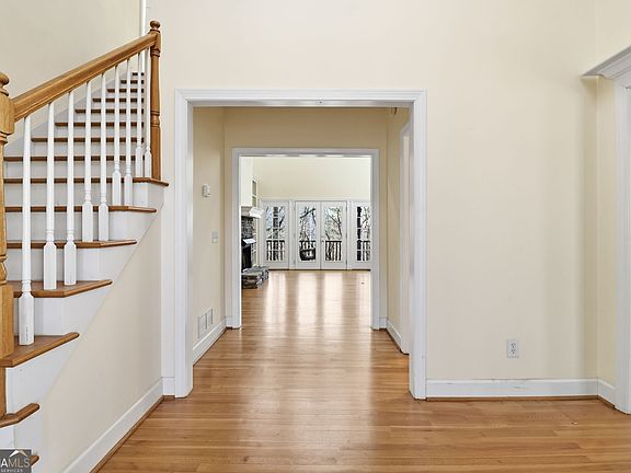 5th image of 88 Bee Tree Ridge Ct