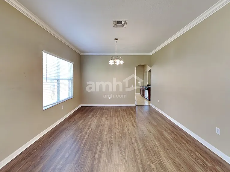 3247 Chessington Dr — Photo 8
