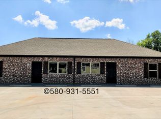 128 N 8th Ave, Durant, OK 74701