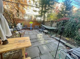205 Berkeley Pl #1R, Brooklyn, NY 11217