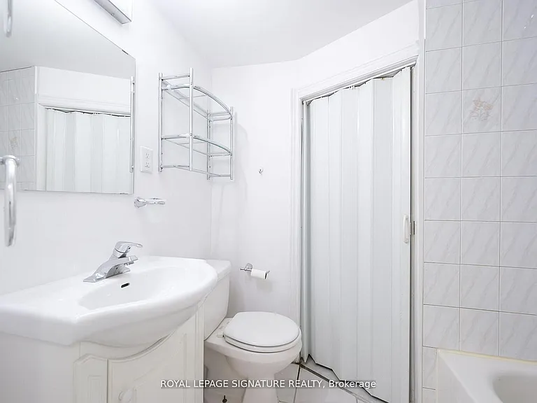 26 Peterson Ct #LOWER — Photo 22
