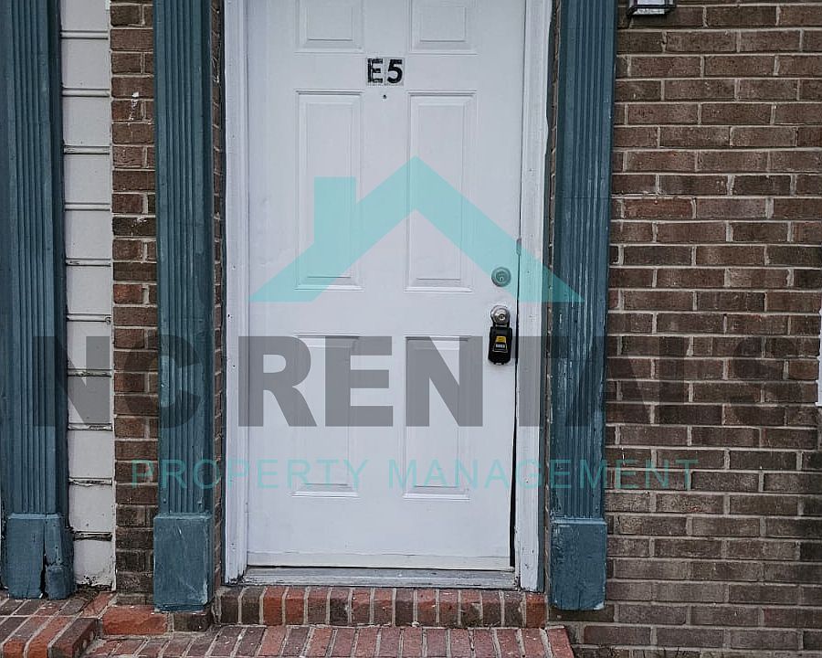 1st image of 100 Kristin Dr APT E5