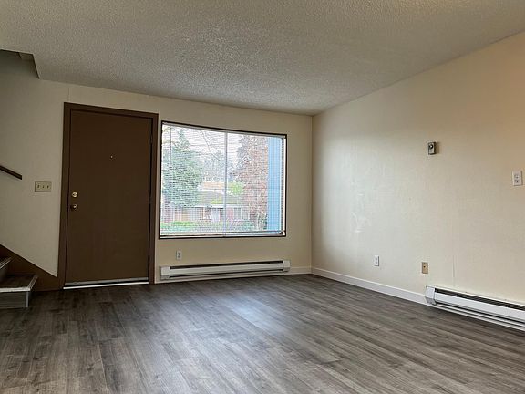 4th image of 1625 Martin Luther King Jr Way APT 5