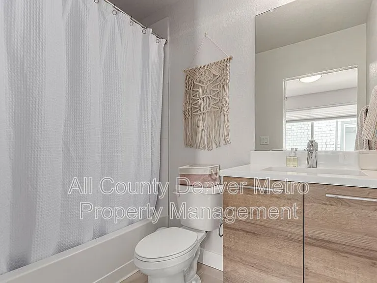 5523 W 10th Ave — Photo 16