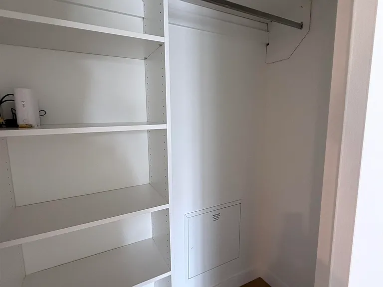5212 Cambie St #3 — Photo 6