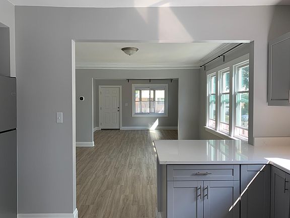 3rd image of 8604 Fernald Ave APT 1