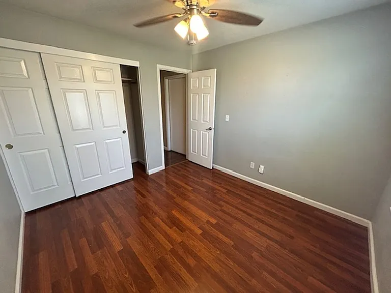1896 N Matthew Ave — Photo 14