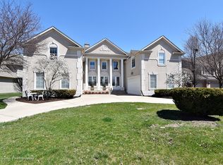 2115 Bent Tree Dr, Geneva, IL 60134